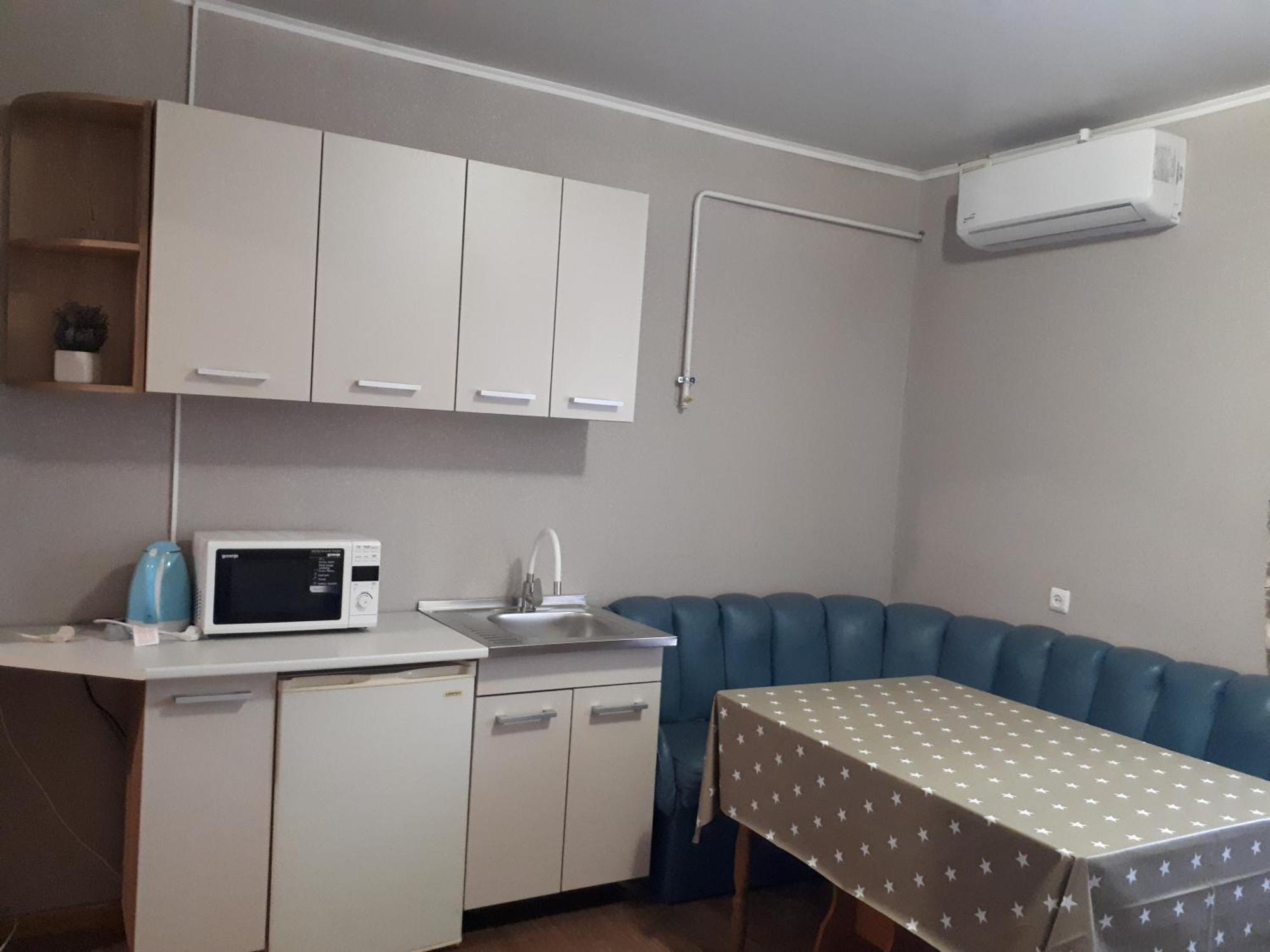 Hotel Gostynnyi Dvir Sharhorod Esterno foto