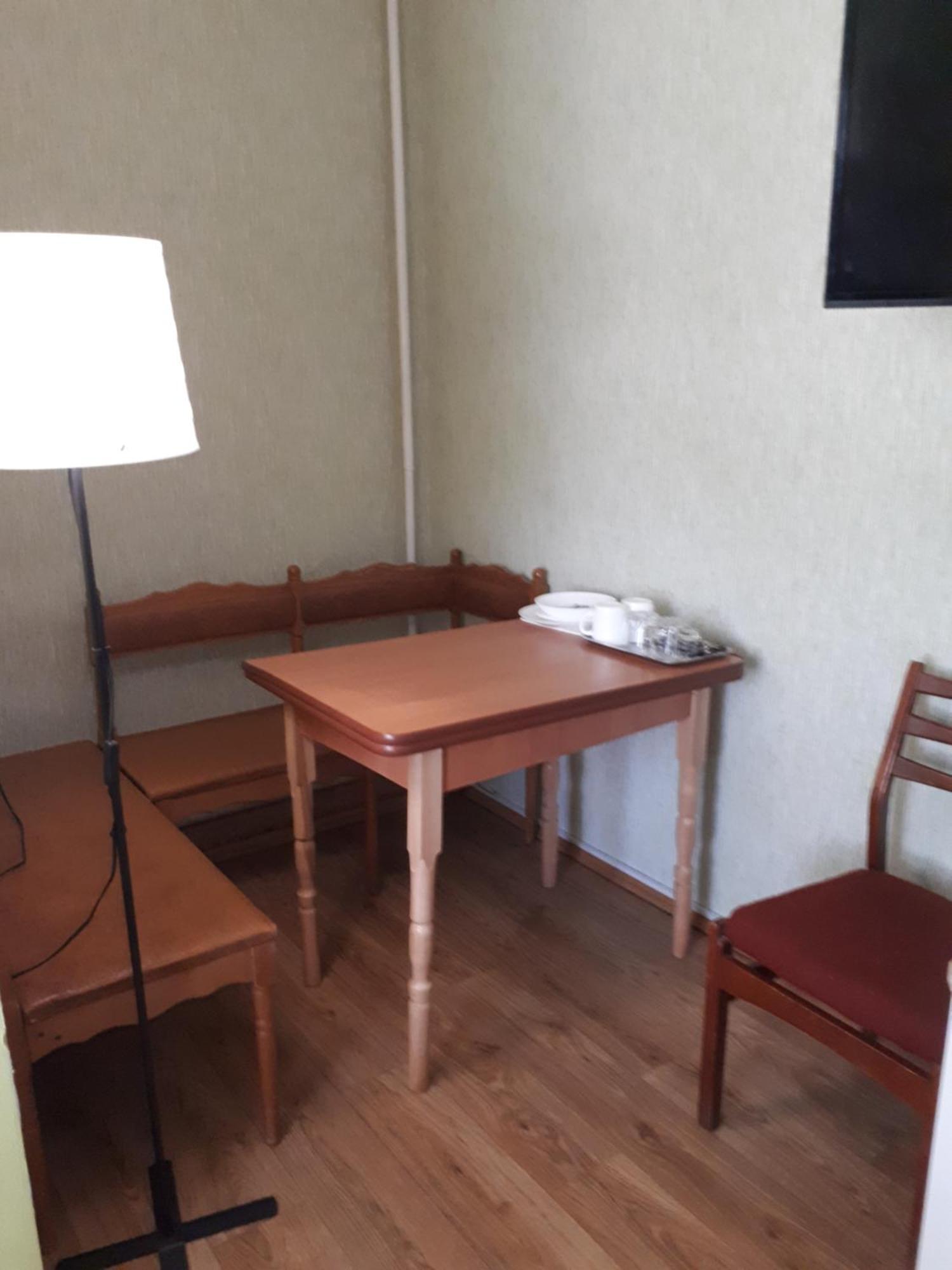 Hotel Gostynnyi Dvir Sharhorod Esterno foto