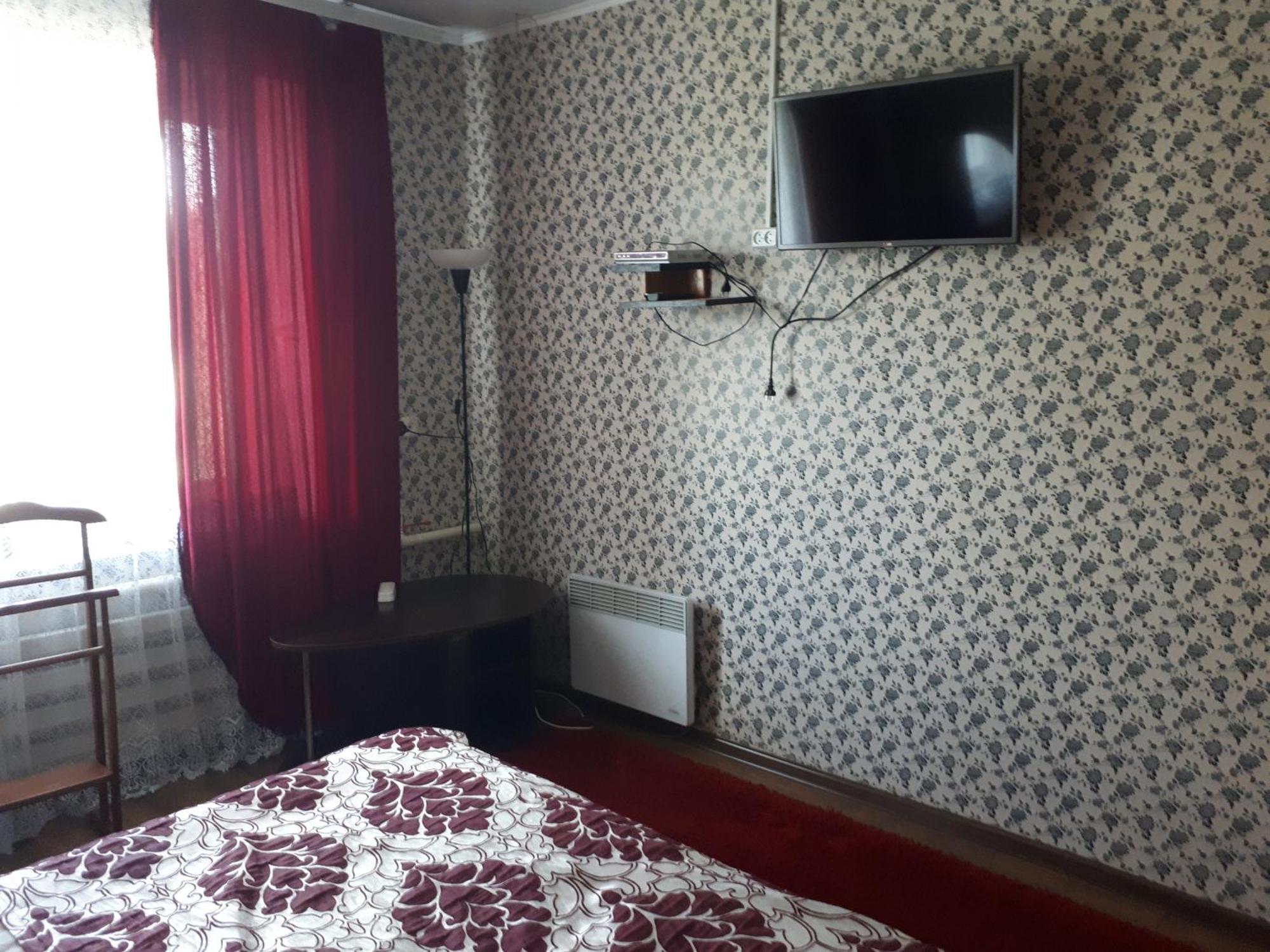 Hotel Gostynnyi Dvir Sharhorod Esterno foto