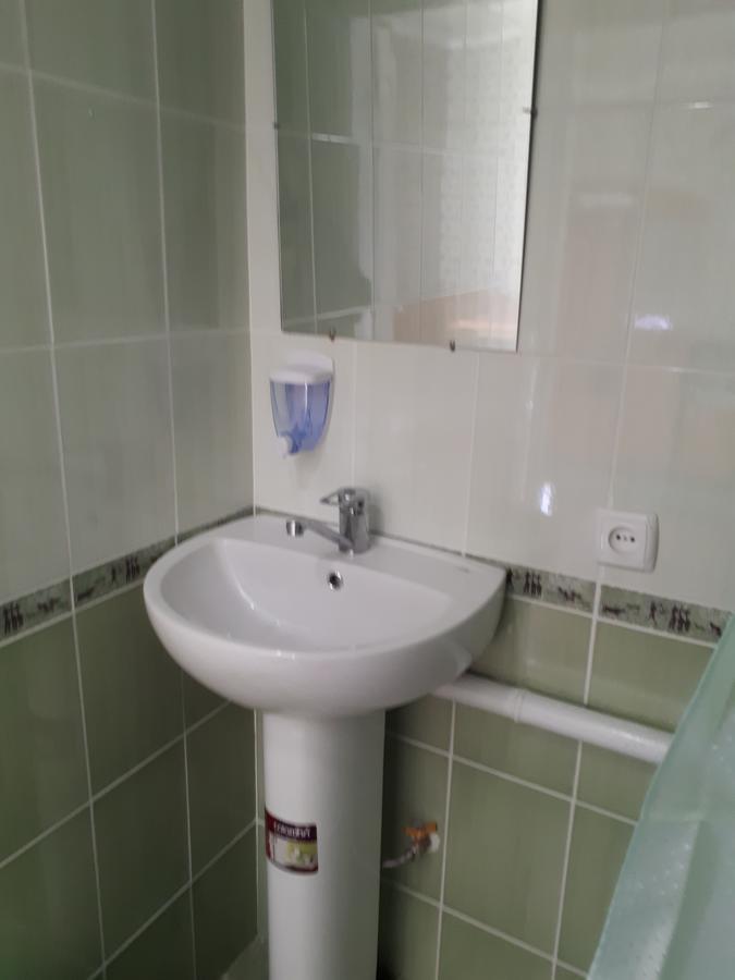 Hotel Gostynnyi Dvir Sharhorod Esterno foto